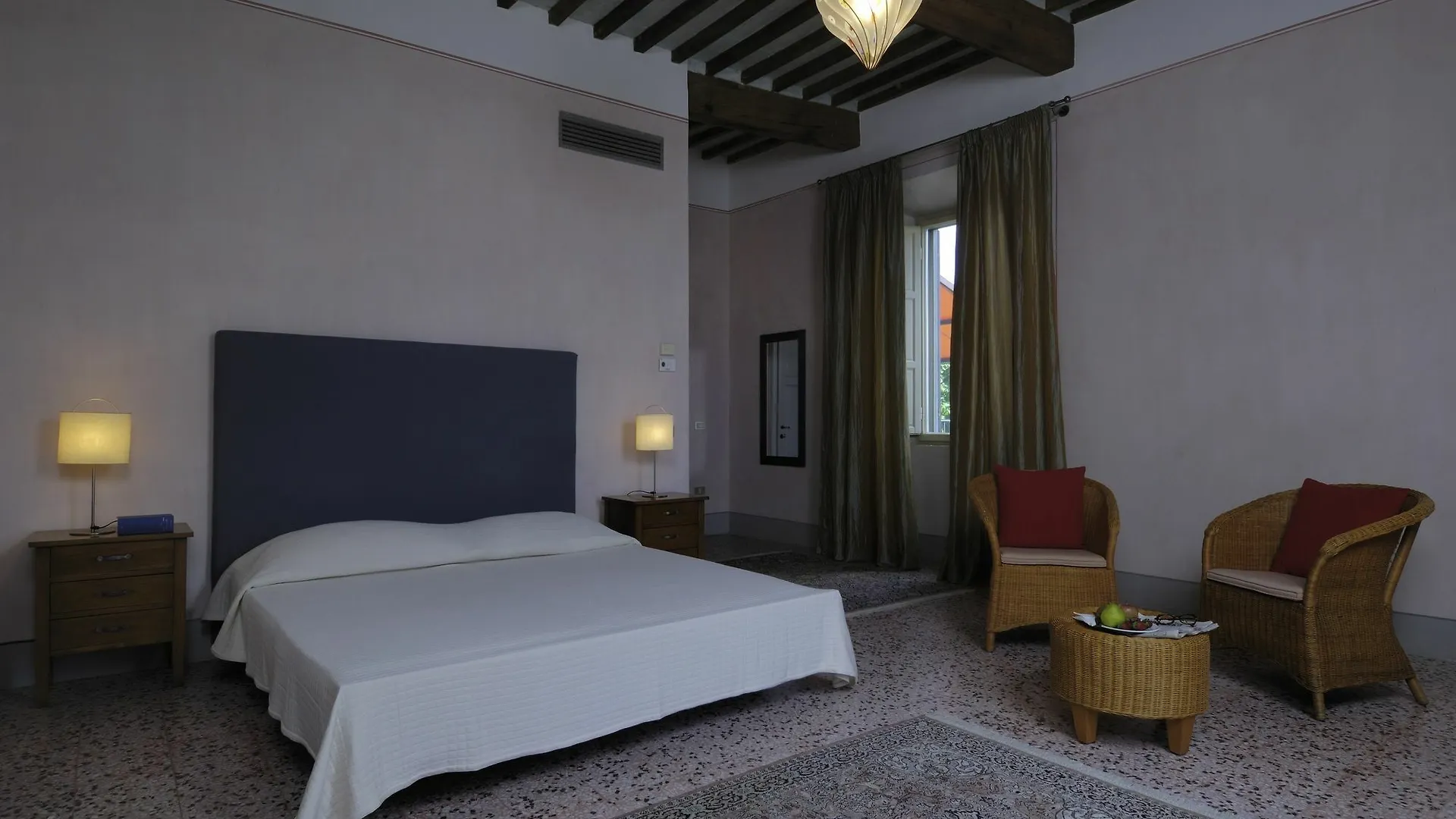 Bed and breakfast La Fattoria Di Tatti Couette-café